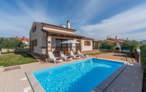 Villa Leonie with Private Pool